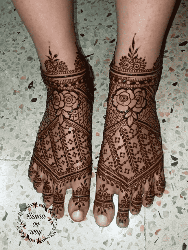 Graceful Darjeeling Henna Design