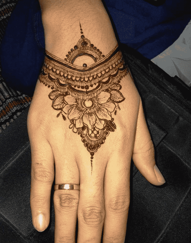Mesmeric Darjeeling Henna Design