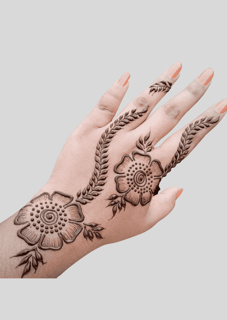 Shapely Deepawali Henna Design