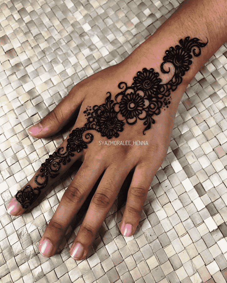 Pleasing Dehradun Henna Design