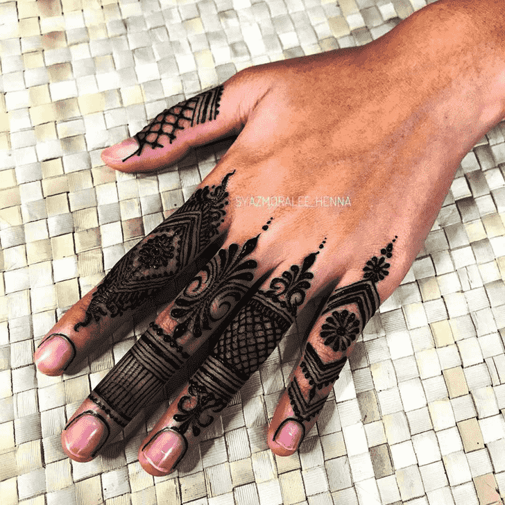 Pretty Dehradun Henna Design