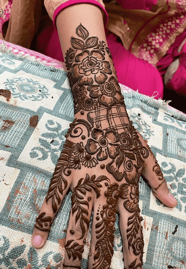 Elegant Desi Henna Design