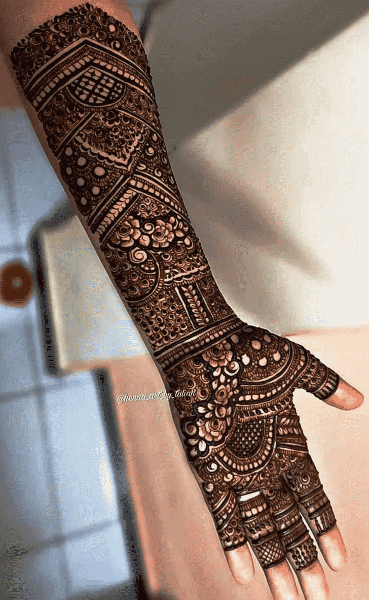 Comely Designer Henna Design