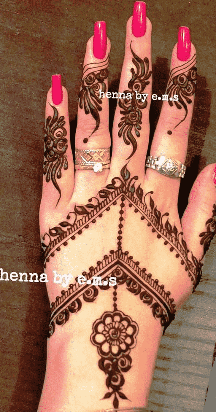 Fair Designer Henna Design