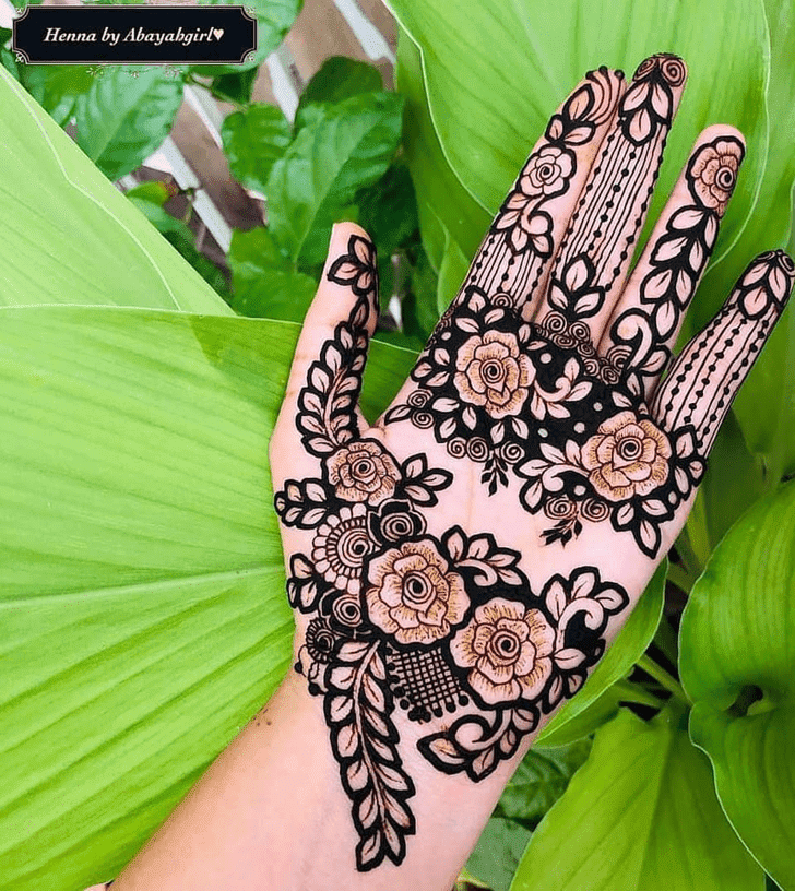 Beauteous Dhaka Henna Design