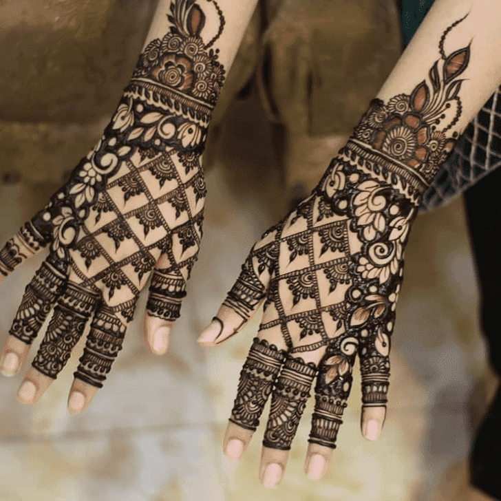 Dazzling Dhaka Henna Design