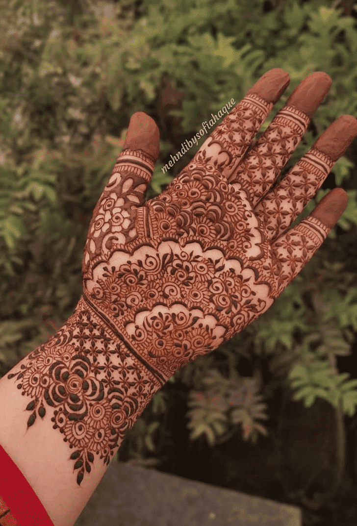 Fine Dhaka Henna Design