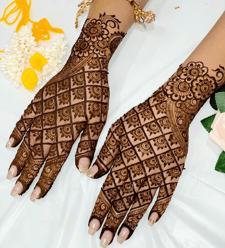 Marvelous Dhaka Henna Design