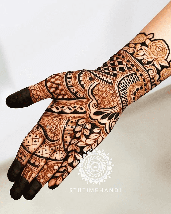 Splendid Dhaka Henna Design