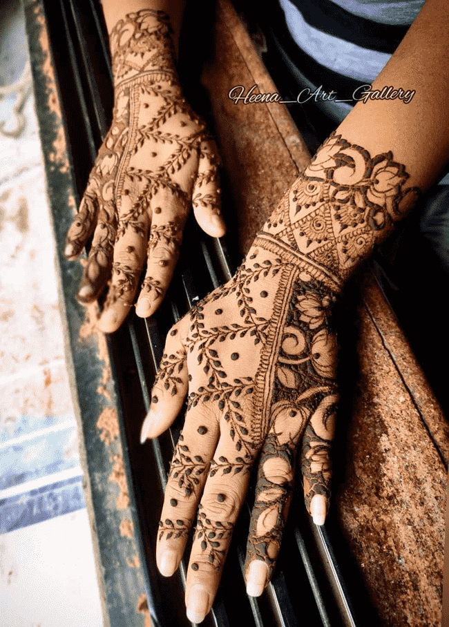 Slightly Dharamshala Henna Design
