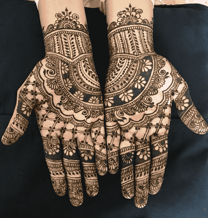 Comely Dharan Henna Design