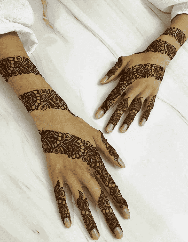 Fascinating Dharan Henna Design
