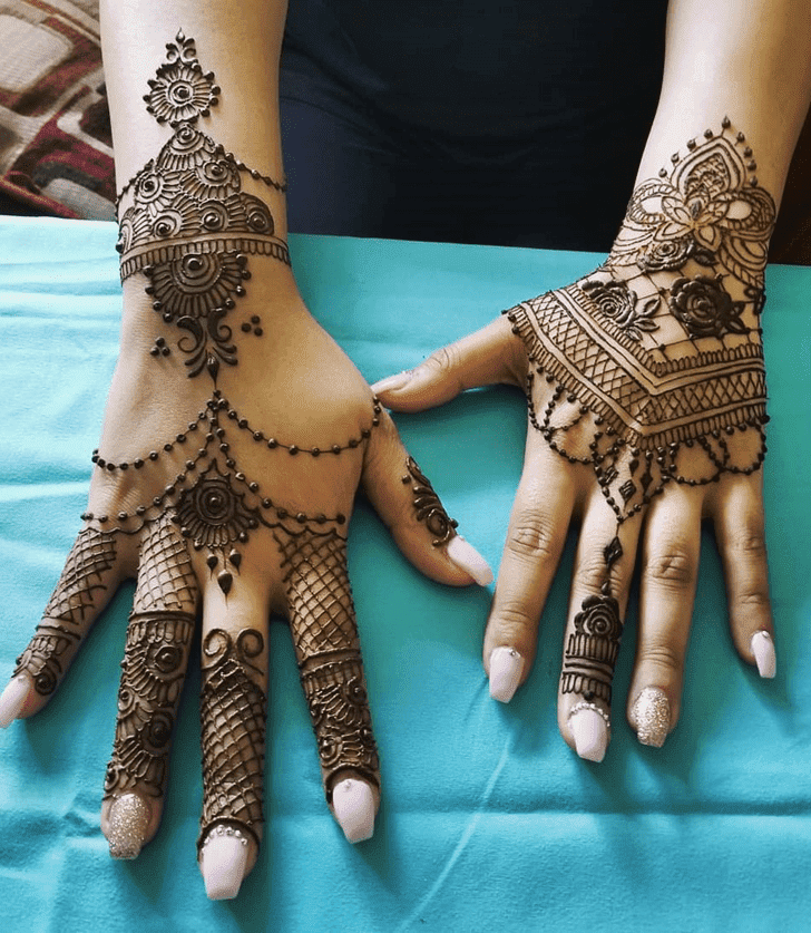 Refined Diwali Henna Design