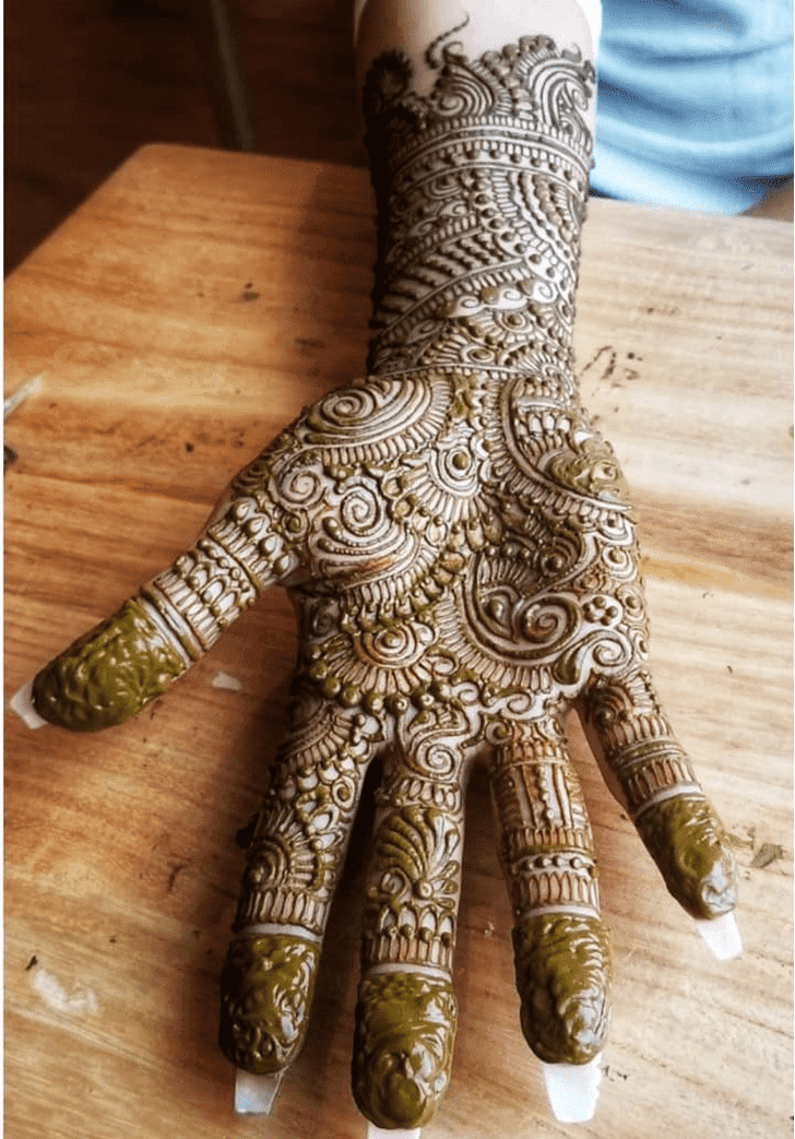 Adorable Diwali Henna Design