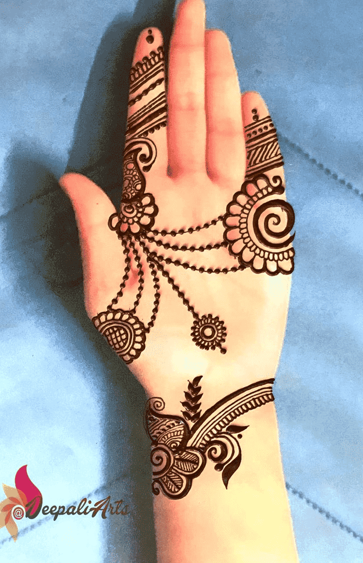 Beauteous Dot Henna Design