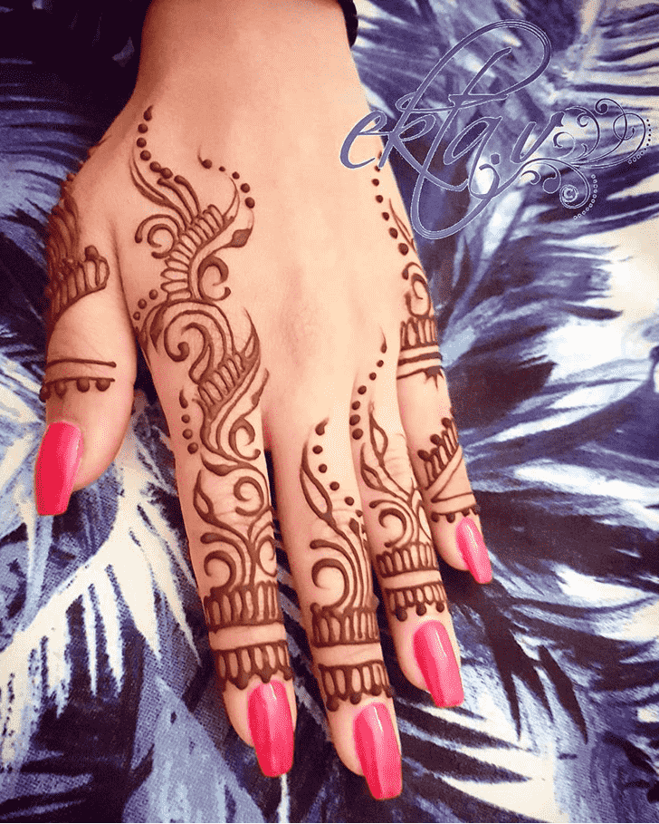 Comely Dot Henna Design