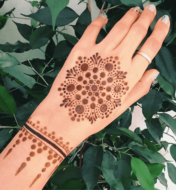 Fetching Dot Henna Design