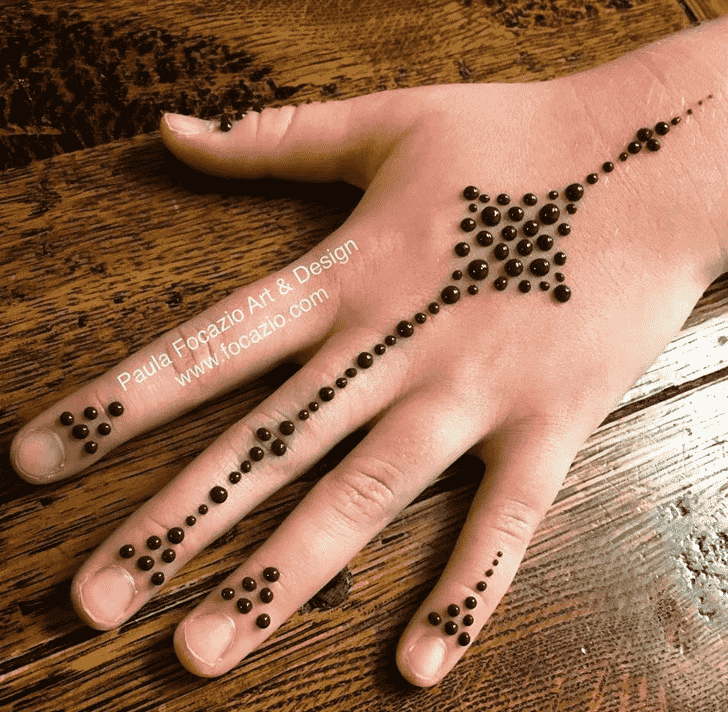 Fine Dot Henna Design