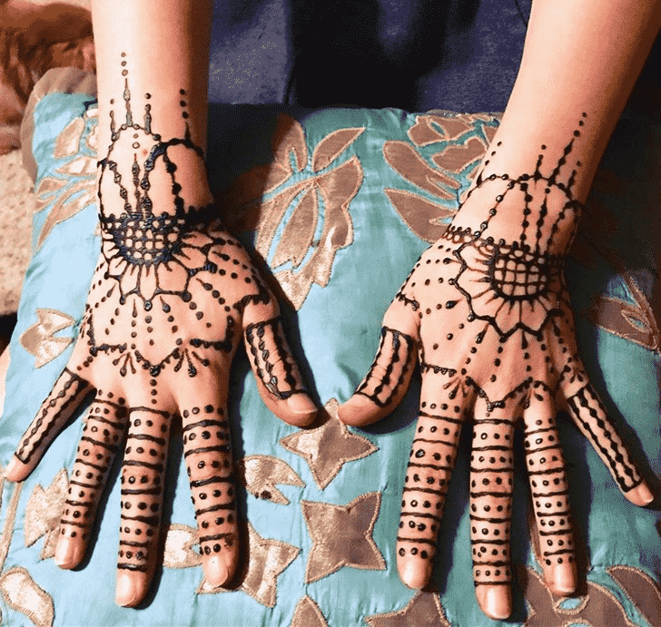 Gorgeous Dot Henna Design