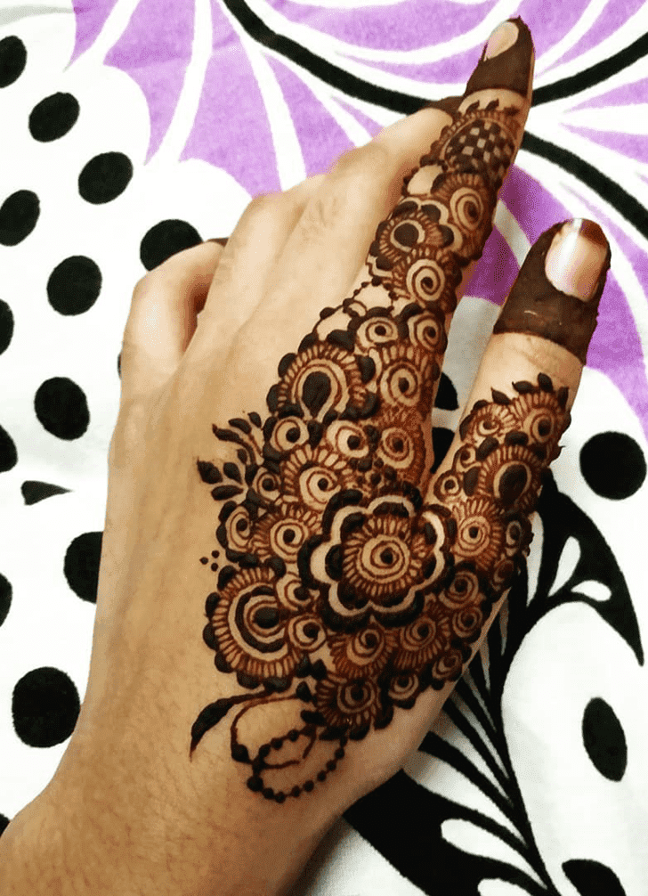 Adorable Easy Henna Design