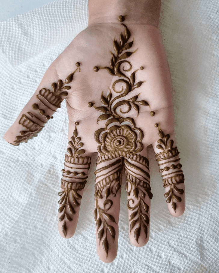 Dazzling Easy Henna Design