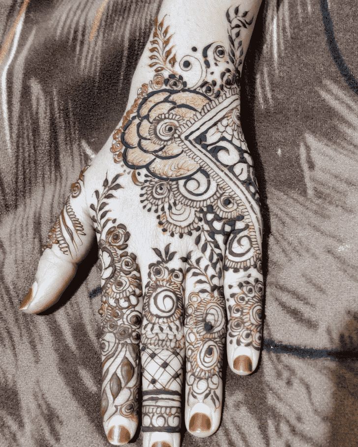 Pleasing Egyptian Henna Design