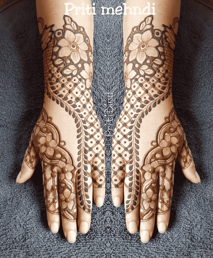 Alluring EID Henna Design