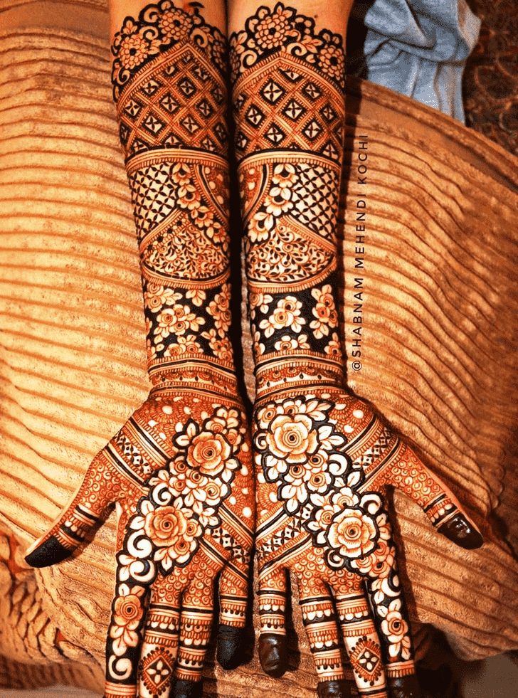 Delicate EID Henna Design