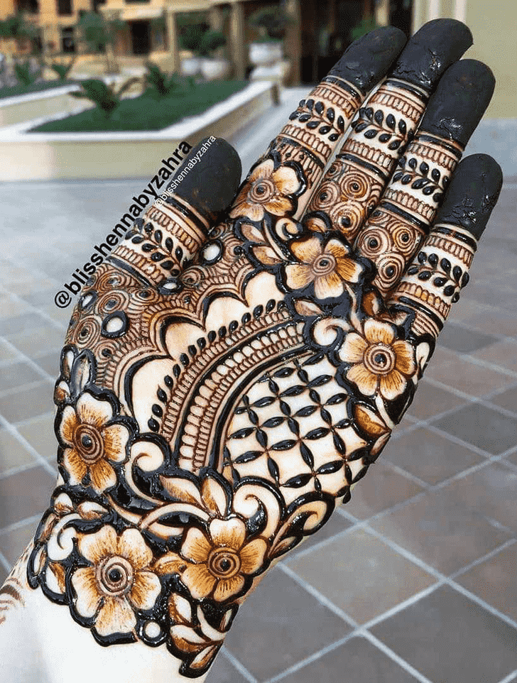 Marvelous EID Henna Design