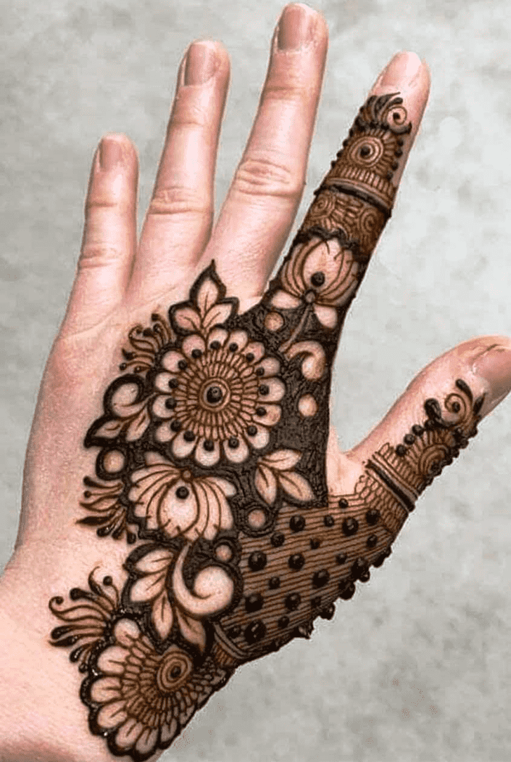 Beauteous Elegant Henna Design