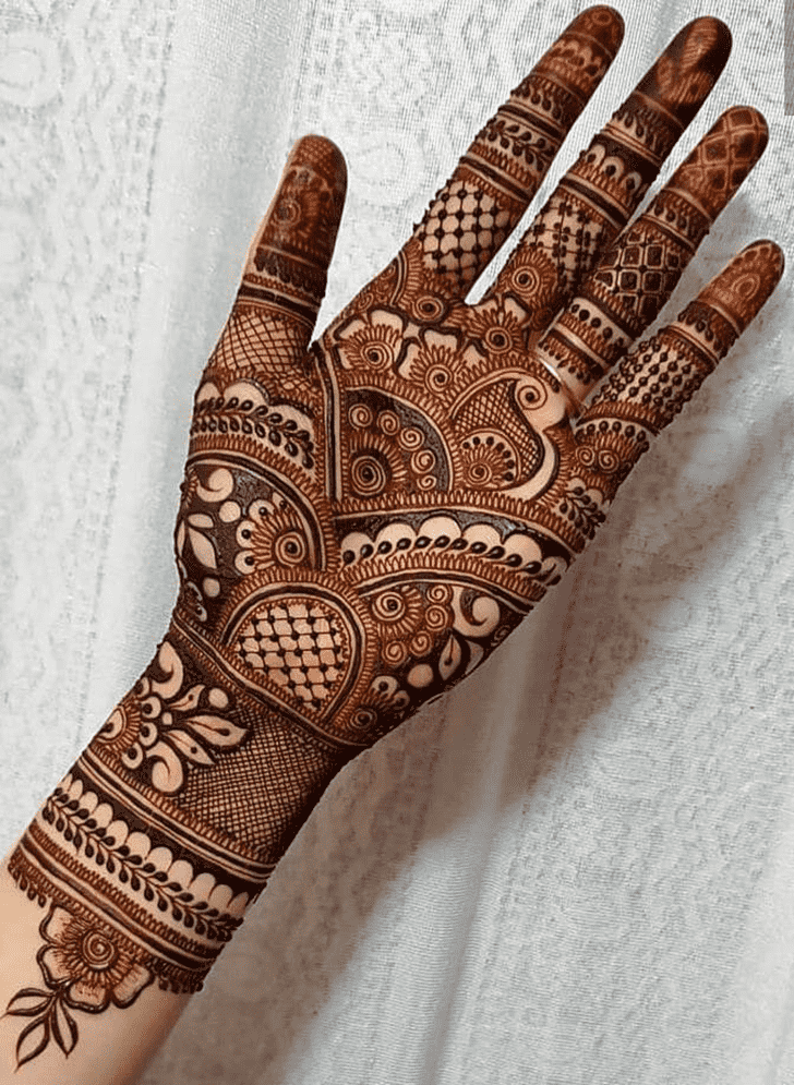 Classy Elegant Henna Design