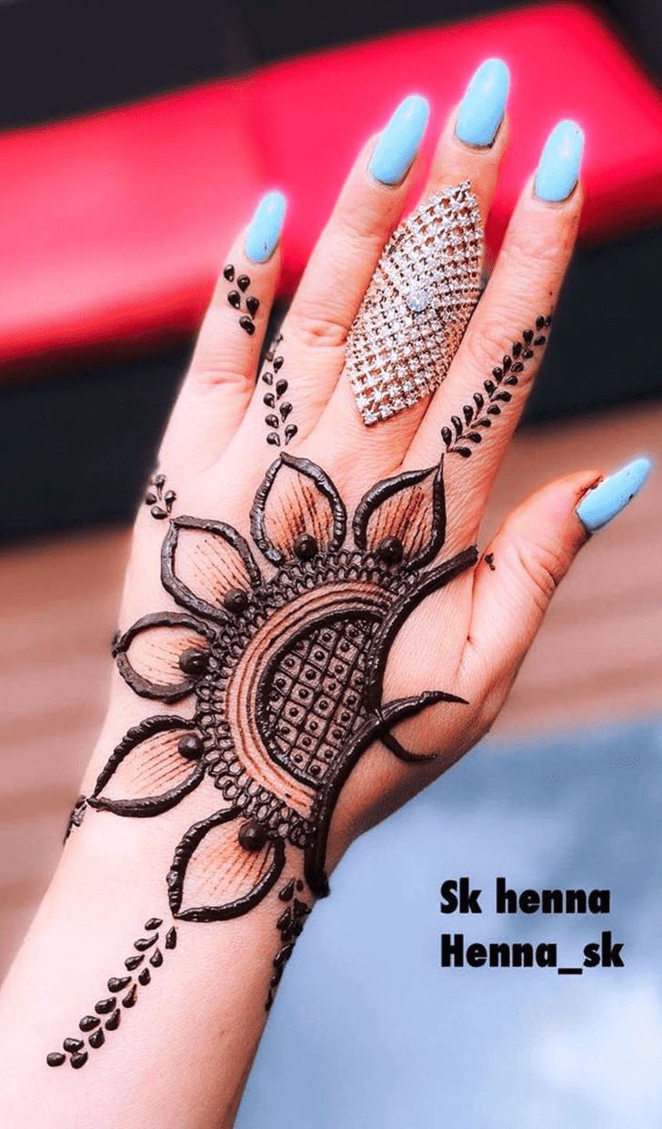 Magnificent Elegant Henna Design