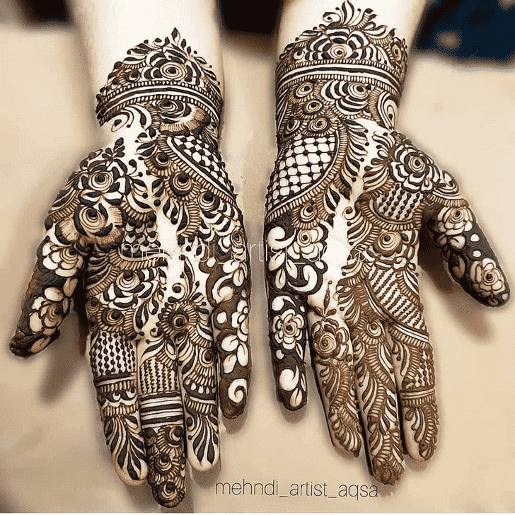 Comely Epic Henna design