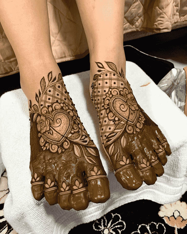 Fascinating Epic Henna design