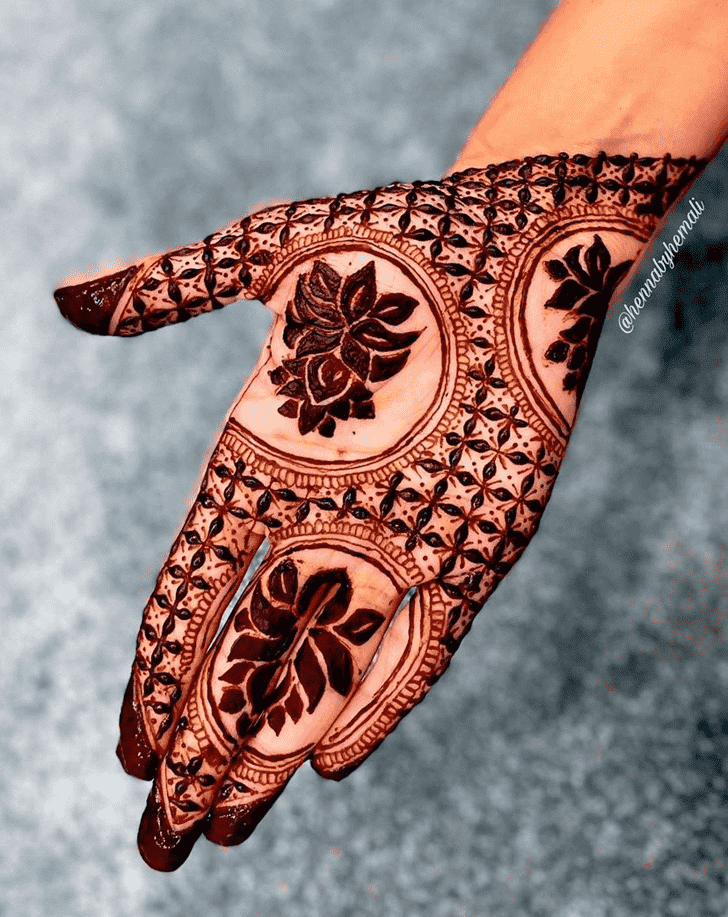 Dazzling Faisalabad Henna Design