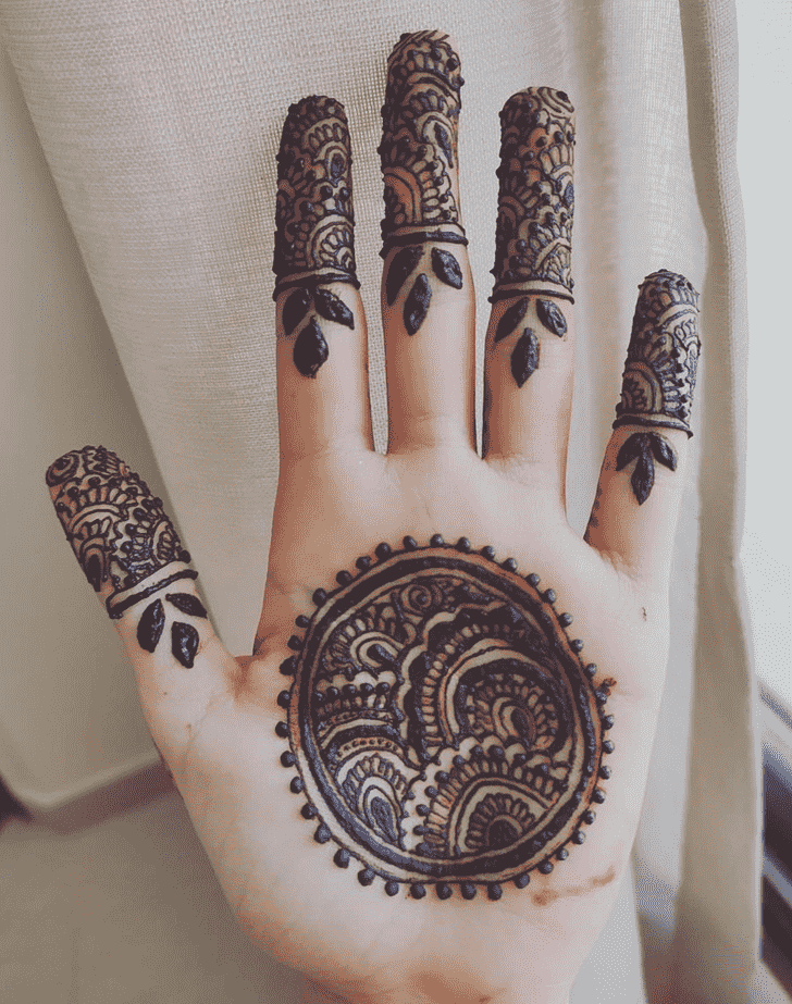 Exquisite Faisalabad Henna Design