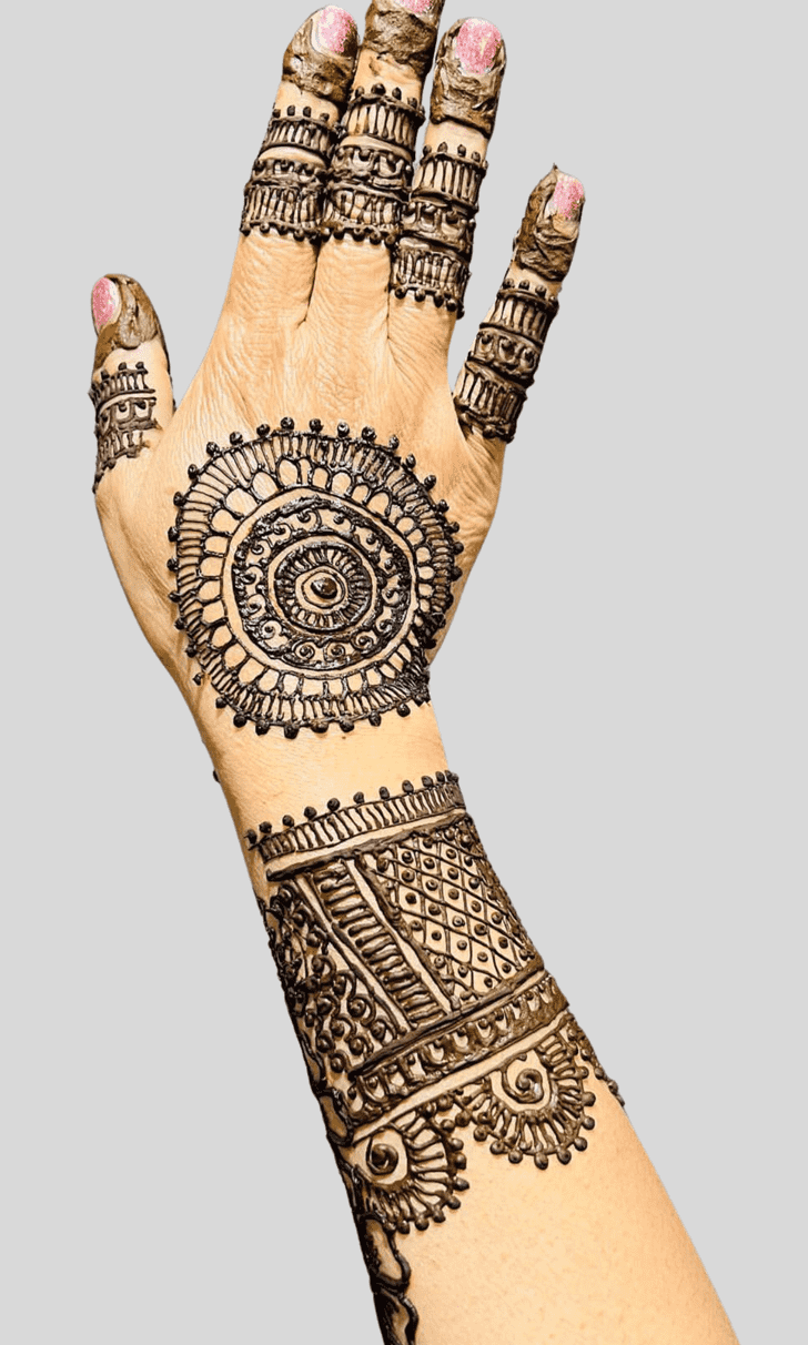 Beauteous fancy Henna Design