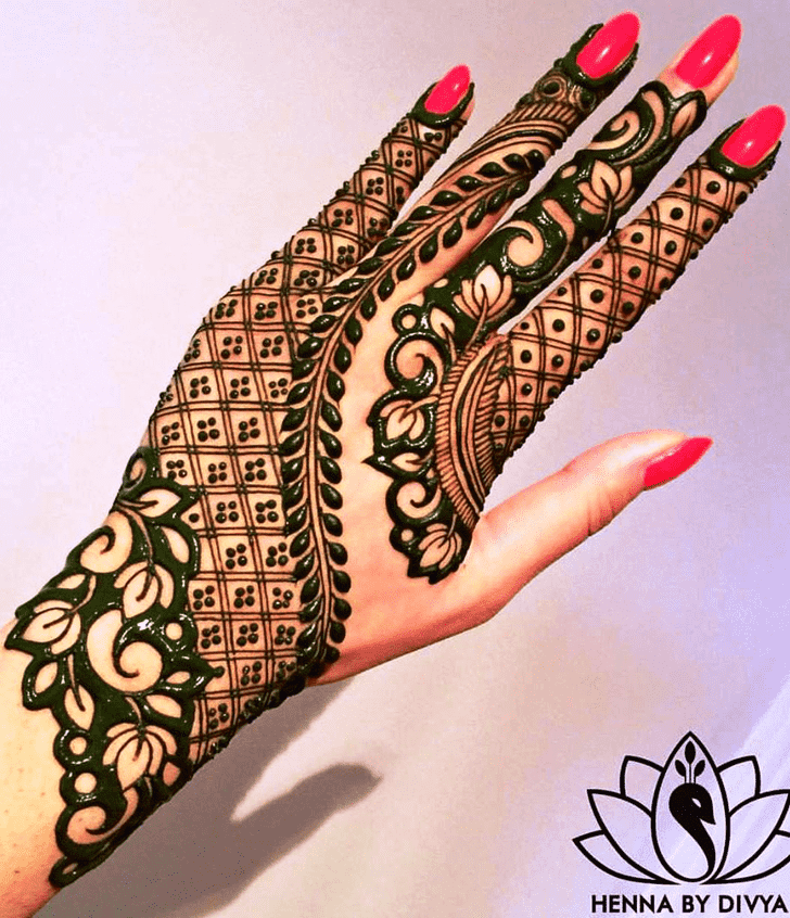 Mehndi Design Stock Photo - Download Image Now - Henna Tattoo, Culture of  India, India - iStock
