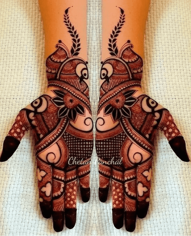 Fine Fancy Henna Design