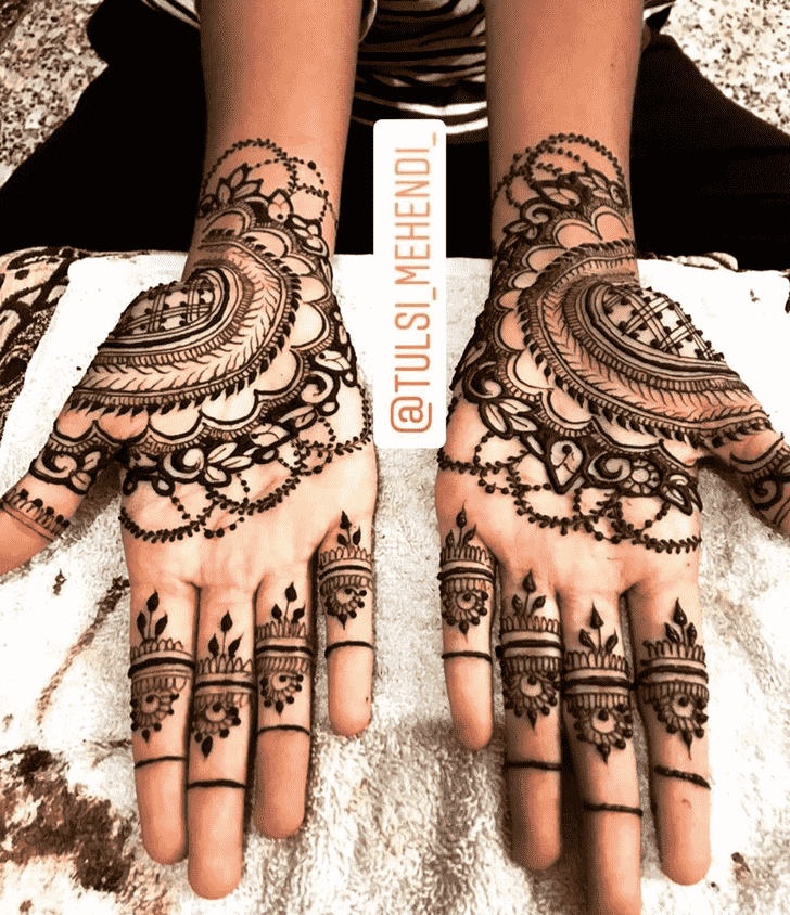 Radiant Faridabad Henna Design