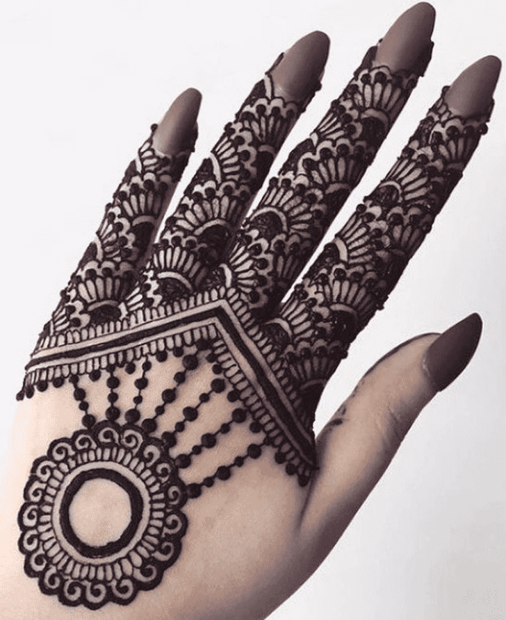 Admirable Hand Finger Mehndi Design