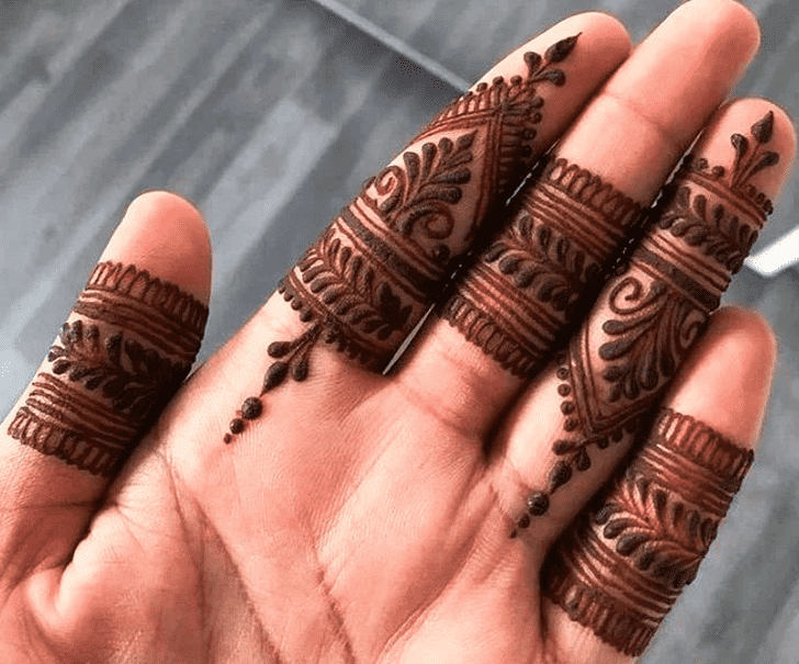 Mesmeric Hand Finger Mehndi Design