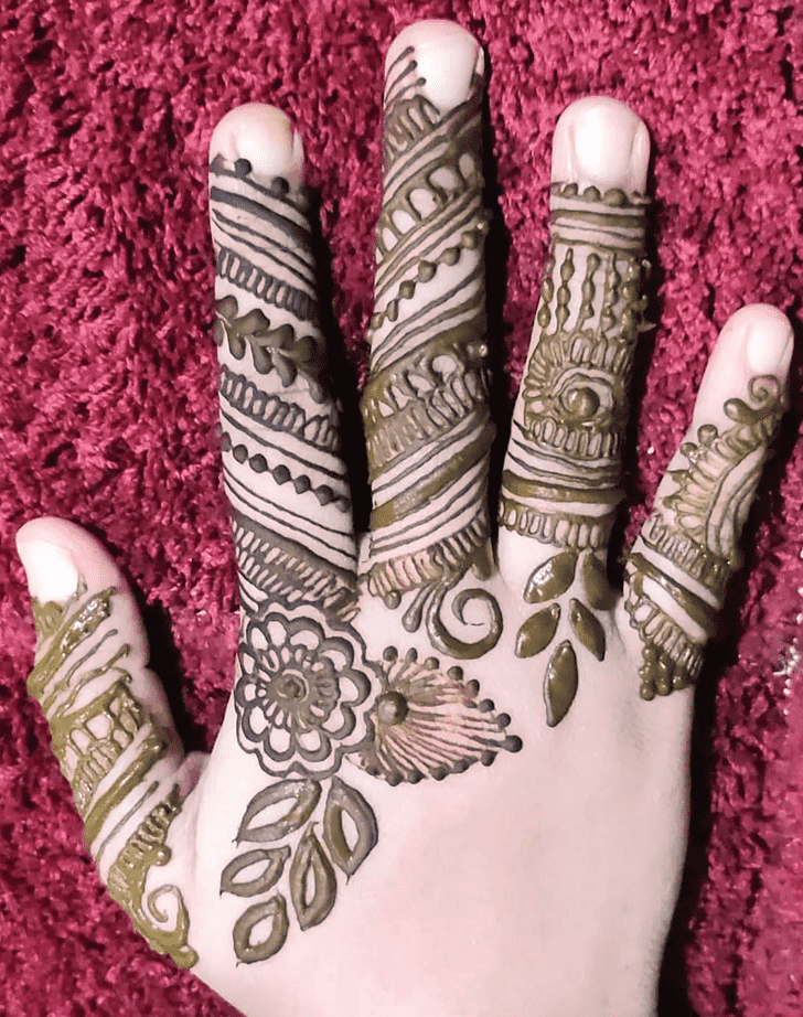 Superb Hand Finger Mehndi Design