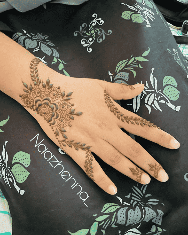 Radiant Floral Henna Design