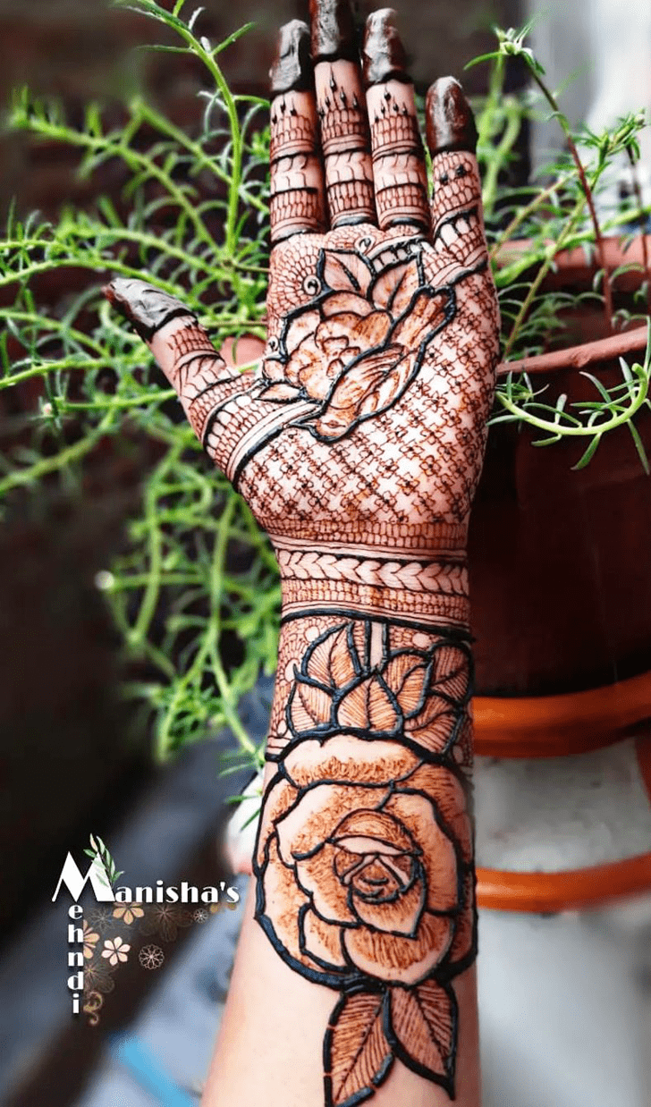 Gorgeous Flowers Mehndi Design
