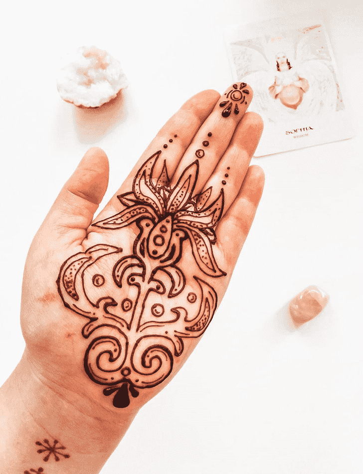 Grand Flower Henna design