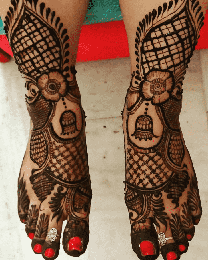Angelic Foot Henna Design