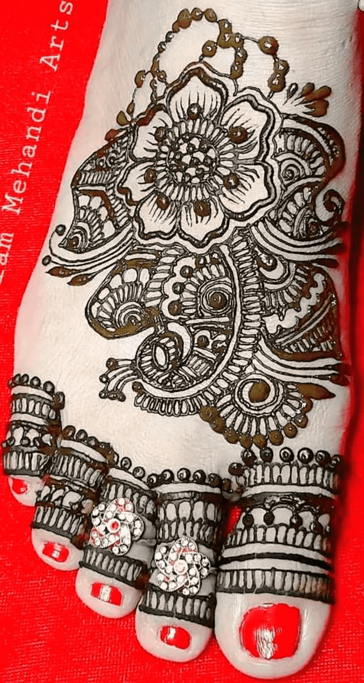 Pleasing Foot Henna Design