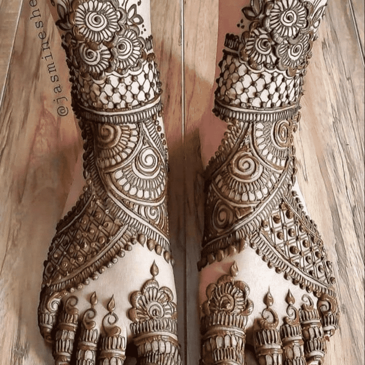 Stunning Foot Henna Design