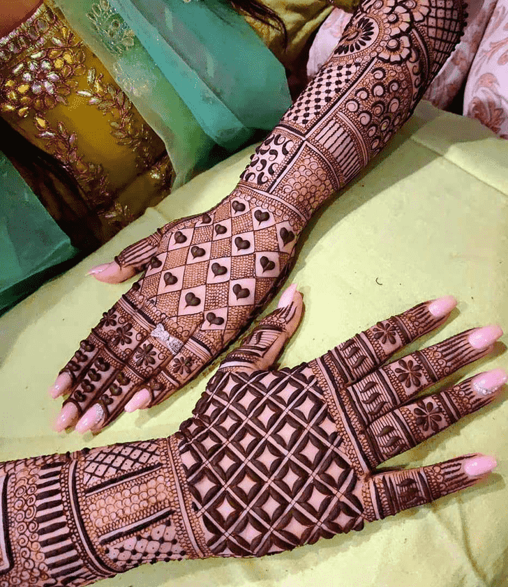 Beauteous Friends Henna Design